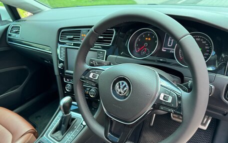 Volkswagen Golf VII, 2014 год, 1 600 000 рублей, 26 фотография