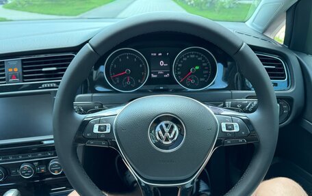 Volkswagen Golf VII, 2014 год, 1 600 000 рублей, 27 фотография