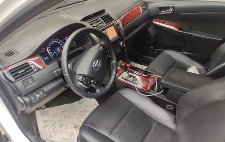 Toyota Camry, 2013 год, 1 850 000 рублей, 8 фотография