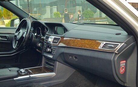 Mercedes-Benz E-Класс, 2013 год, 1 750 000 рублей, 10 фотография