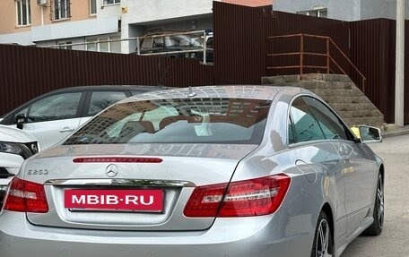 Mercedes-Benz E-Класс, 2012 год, 1 750 000 рублей, 12 фотография