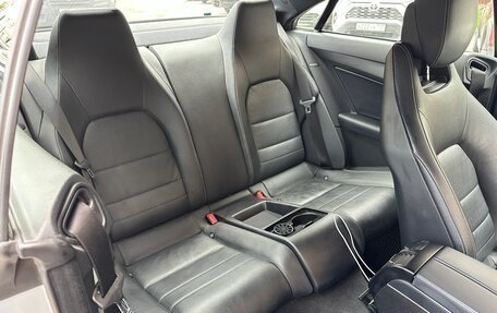 Mercedes-Benz E-Класс, 2012 год, 1 750 000 рублей, 30 фотография