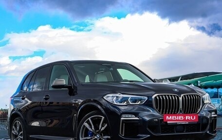 BMW X5, 2019 год, 6 390 000 рублей, 2 фотография