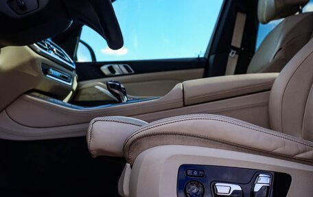 BMW X5, 2019 год, 6 390 000 рублей, 30 фотография