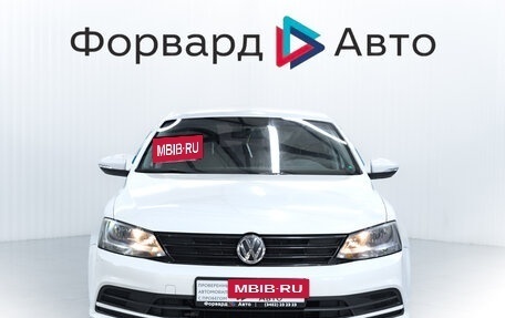 Volkswagen Jetta VI, 2015 год, 999 000 рублей, 2 фотография