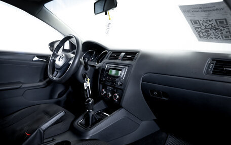 Volkswagen Jetta VI, 2015 год, 999 000 рублей, 16 фотография