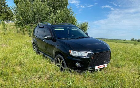 Mitsubishi Outlander III рестайлинг 3, 2010 год, 1 400 000 рублей, 12 фотография