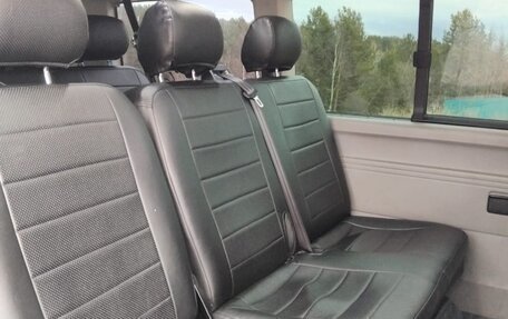 Volkswagen Caravelle T5, 2013 год, 1 550 000 рублей, 8 фотография
