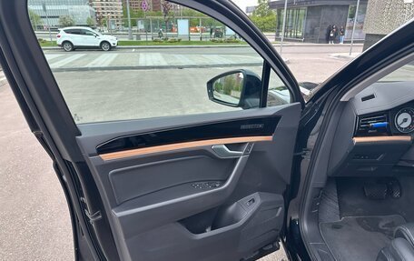 Volkswagen Touareg III, 2019 год, 4 650 000 рублей, 5 фотография