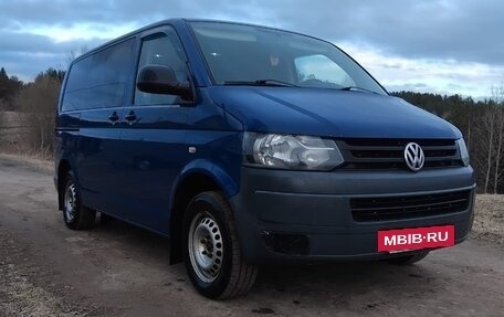 Volkswagen Caravelle T5, 2013 год, 1 550 000 рублей, 2 фотография