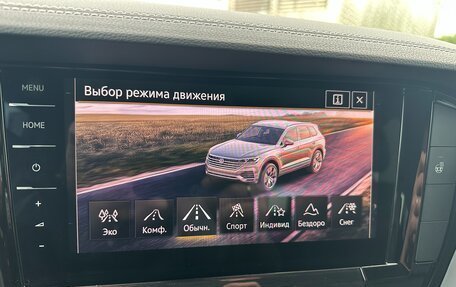 Volkswagen Touareg III, 2019 год, 4 650 000 рублей, 13 фотография