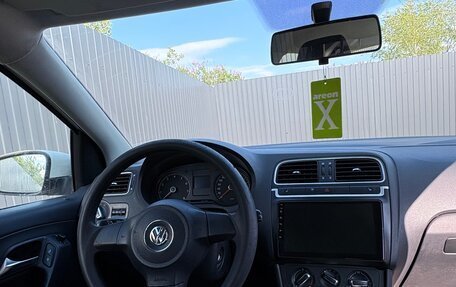 Volkswagen Polo VI (EU Market), 2010 год, 500 000 рублей, 3 фотография