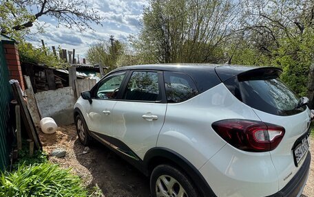 Renault Kaptur I рестайлинг, 2017 год, 1 500 000 рублей, 3 фотография