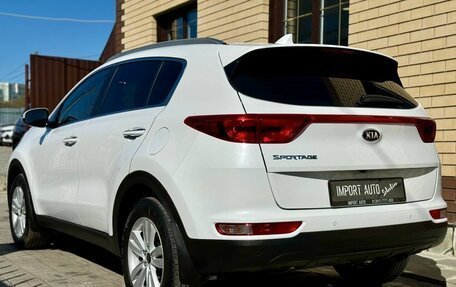 KIA Sportage IV рестайлинг, 2018 год, 2 099 900 рублей, 10 фотография