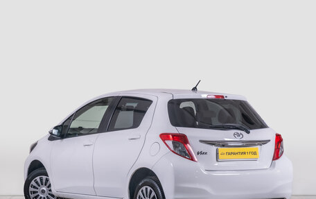 Toyota Vitz, 2013 год, 879 000 рублей, 6 фотография