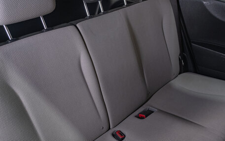 Toyota Vitz, 2013 год, 879 000 рублей, 18 фотография