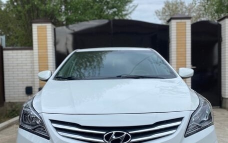 Hyundai Solaris II рестайлинг, 2016 год, 870 000 рублей, 4 фотография