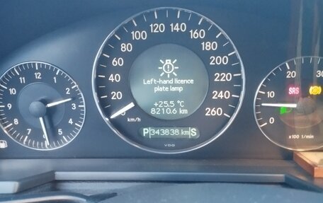 Mercedes-Benz E-Класс, 2002 год, 600 000 рублей, 4 фотография