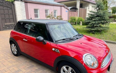 MINI Hatch, 2009 год, 690 000 рублей, 3 фотография