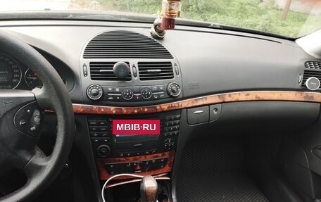 Mercedes-Benz E-Класс, 2002 год, 600 000 рублей, 7 фотография