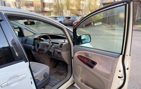Toyota Estima III рестайлинг -2, 2001 год, 1 149 000 рублей, 6 фотография