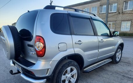 Chevrolet Niva I рестайлинг, 2016 год, 767 000 рублей, 6 фотография