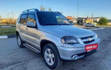 Chevrolet Niva I рестайлинг, 2016 год, 767 000 рублей, 3 фотография