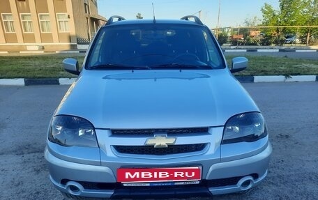 Chevrolet Niva I рестайлинг, 2016 год, 767 000 рублей, 4 фотография