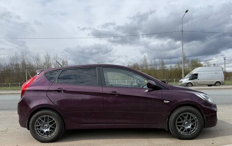 Hyundai Solaris II рестайлинг, 2012 год, 850 000 рублей, 4 фотография