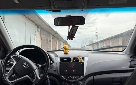 Hyundai Solaris II рестайлинг, 2012 год, 850 000 рублей, 6 фотография