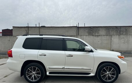 Toyota Land Cruiser 200, 2013 год, 4 900 000 рублей, 6 фотография