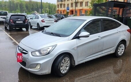 Hyundai Solaris II рестайлинг, 2011 год, 675 000 рублей, 4 фотография