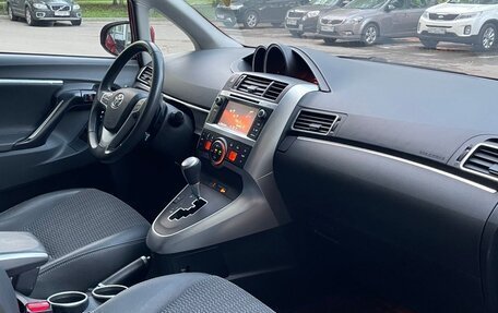 Toyota Verso I, 2014 год, 1 390 000 рублей, 14 фотография