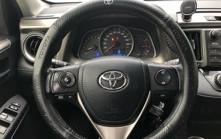 Toyota RAV4, 2014 год, 1 911 000 рублей, 12 фотография