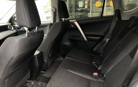 Toyota RAV4, 2014 год, 1 911 000 рублей, 9 фотография