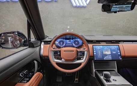 Land Rover Range Rover IV рестайлинг, 2024 год, 34 000 000 рублей, 10 фотография