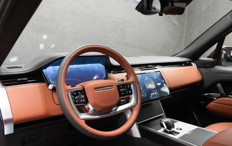 Land Rover Range Rover IV рестайлинг, 2024 год, 34 000 000 рублей, 9 фотография