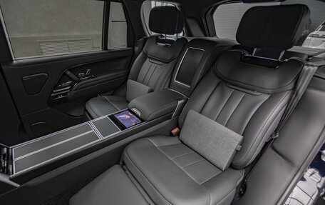 Land Rover Range Rover IV рестайлинг, 2024 год, 34 000 000 рублей, 12 фотография