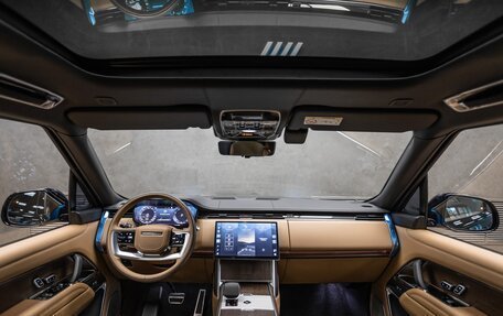 Land Rover Range Rover IV рестайлинг, 2024 год, 25 990 000 рублей, 10 фотография