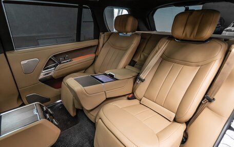Land Rover Range Rover IV рестайлинг, 2024 год, 25 990 000 рублей, 13 фотография