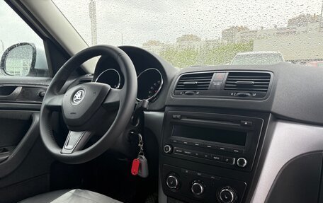 Skoda Yeti I рестайлинг, 2014 год, 800 000 рублей, 14 фотография