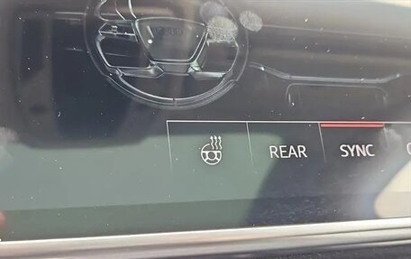 Audi A8, 2021 год, 6 310 679 рублей, 29 фотография