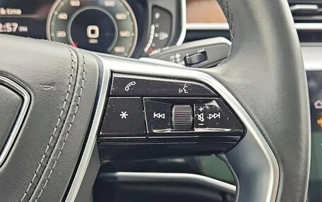 Audi A8, 2021 год, 6 310 679 рублей, 37 фотография