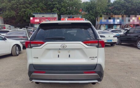 Toyota RAV4, 2020 год, 2 569 100 рублей, 7 фотография