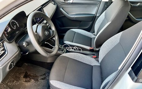 Skoda Rapid II, 2021 год, 990 000 рублей, 4 фотография