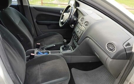Ford Focus II рестайлинг, 2005 год, 499 000 рублей, 11 фотография