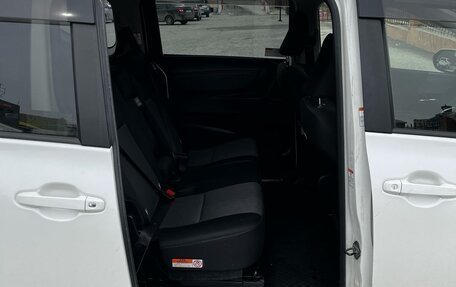 Toyota Sienta II, 2019 год, 1 770 000 рублей, 7 фотография