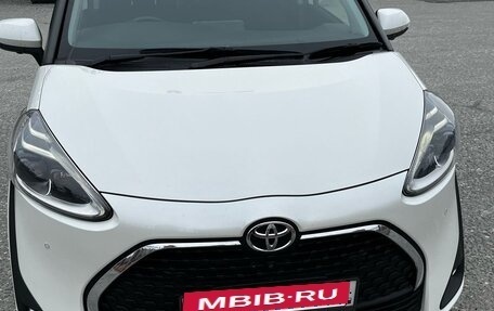 Toyota Sienta II, 2019 год, 1 770 000 рублей, 14 фотография