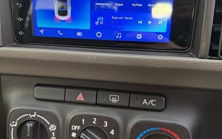 Toyota Passo III, 2015 год, 850 000 рублей, 16 фотография
