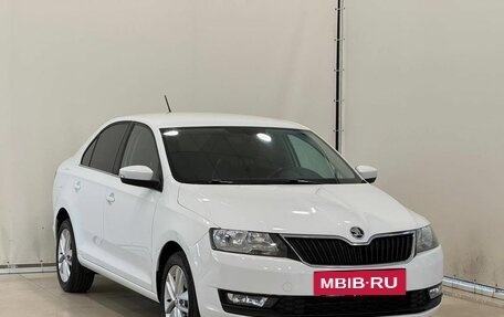 Skoda Rapid I, 2017 год, 1 295 000 рублей, 2 фотография